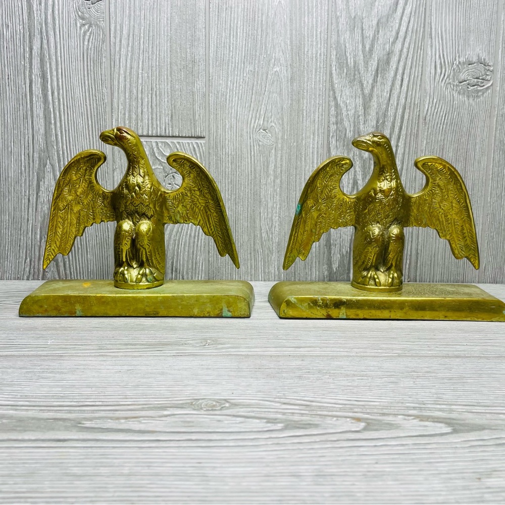 Fine vintage Heavy Cast Brass Eagle Bookends retro decorations patriotic